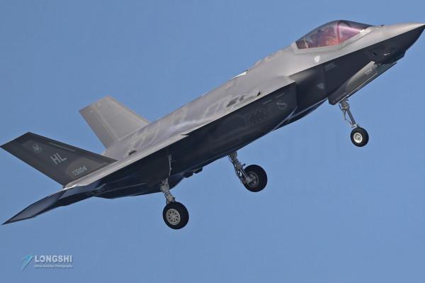 殲20戰機批次裝備,F35需要規模,地主家沒有餘糧,美國要落下風 殲20戰機批次裝備,F35需要規模,地主家沒有餘糧,美國要落下風