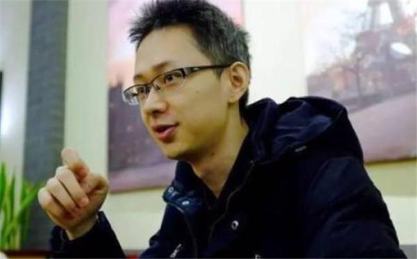 憑《最強大腦》成名，走紅後和妻子離婚，賈立平為何突然涼了？