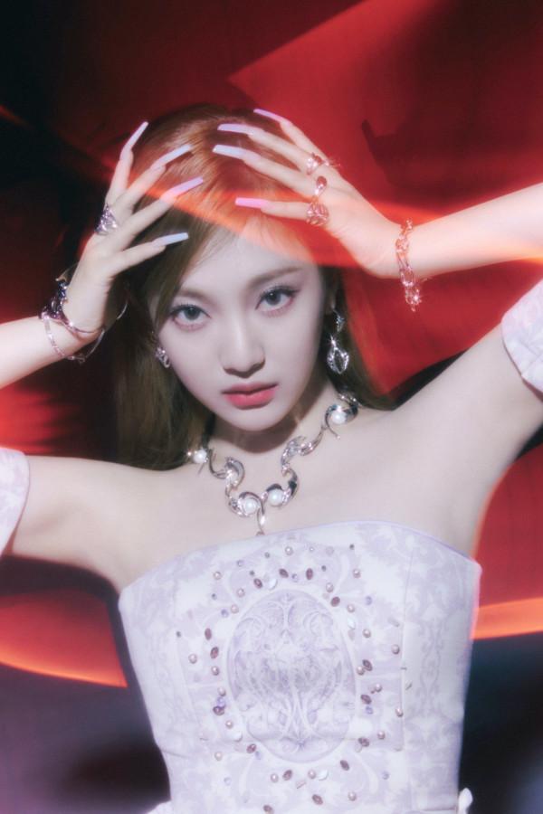 SM公司第一個華人女主唱,14歲榮登央視獻唱,出道獲得年度新人獎 SM公司第一個華人女主唱,14歲榮登央視獻唱,出道獲得年度新人獎