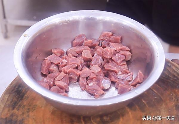 杏鮑菇原來能這麼做，搭配羊肉都不羶，這一步是關鍵，鮮嫩又入味