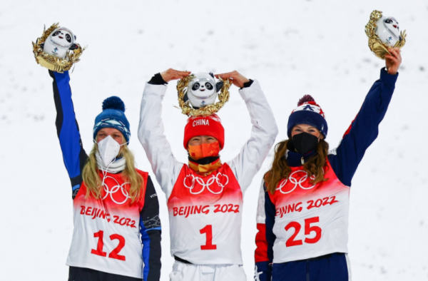 徐夢桃一騎絕塵創造歷史，四朝元老的故事，看後讓人熱血沸騰