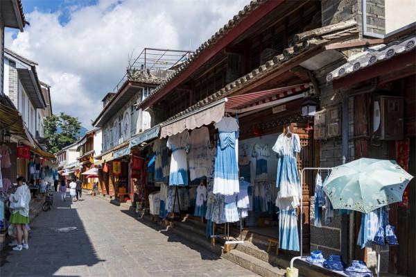 喜洲古鎮，許你一個綠野仙蹤的童話夢境