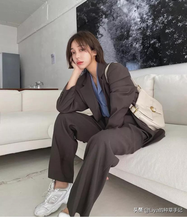 內搭這樣穿,承包秋天的高階 內搭這樣穿,承包秋天的高階