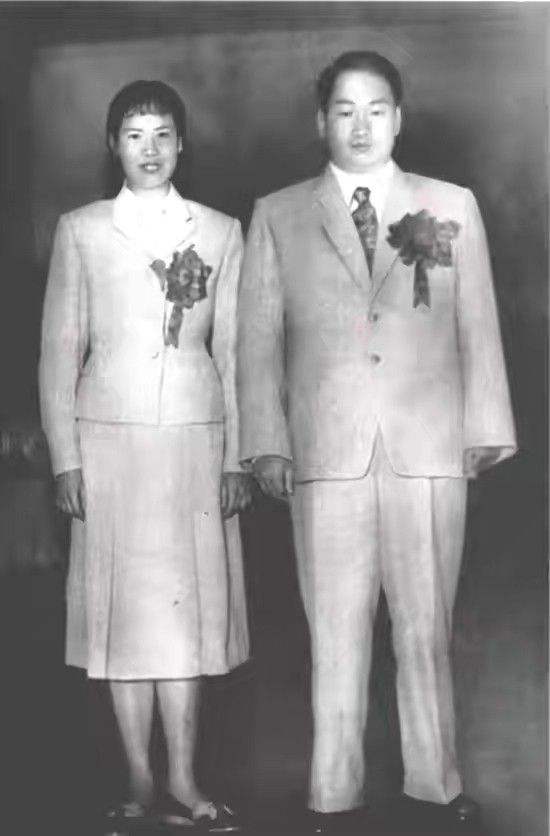 毛主席生有10個子女，只有3個平安長大，另外7個戰死、病死、失蹤