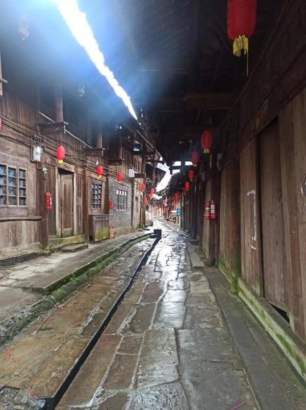 高廟，一座原汁原味的古鎮