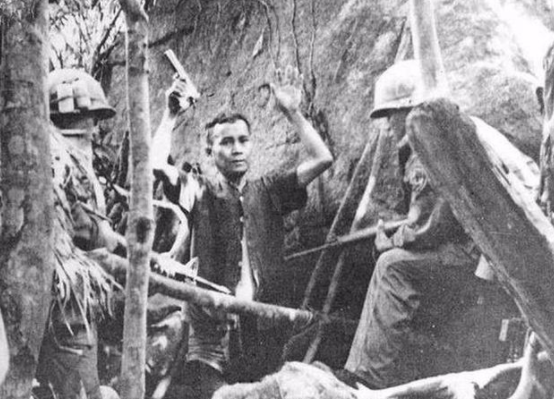 國軍中將被判死刑，四川主席竟率兵起義力保，最終結局如何？