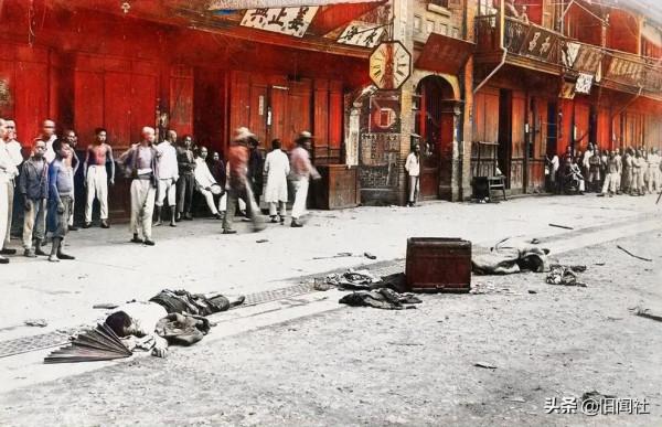 1916年，一名革命黨倒斃漢口街頭，母親拉著手痛不欲生