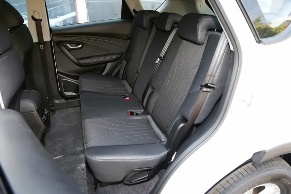 捷途X70M&colon;配1&period;5T發動機&plus;6DCT變速箱，動力平順