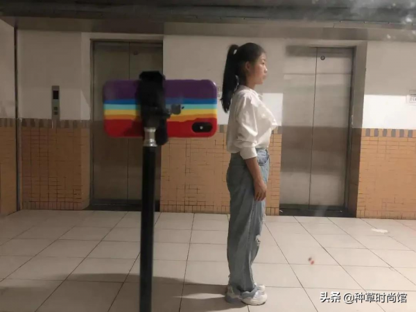 針織衫 + 高腰下裝,太洋氣 針織衫 + 高腰下裝,太洋氣