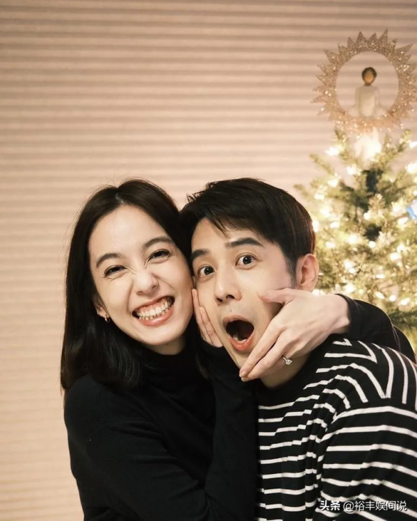恭喜!陳婷妮官宣與胡宇威戀情,女方曬大鑽戒,經紀人曝求婚過程 恭喜!陳婷妮官宣與胡宇威戀情,女方曬大鑽戒,經紀人曝求婚過程