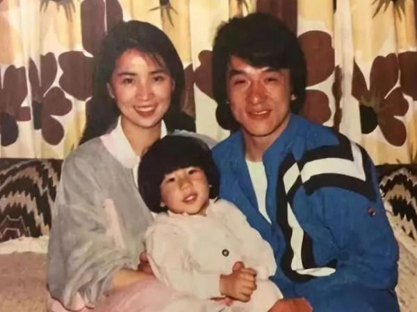 80年代6對明星夫妻合影，有的還是姐弟戀，他們為何能相伴到老？