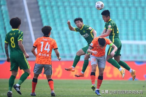 中國男子100米接力要得到奧運會銅牌了，但男足為什麼成績更差了