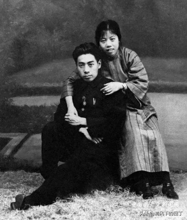 鄧穎超被毛主席舉薦當副國級領導,周總理不贊成,8年後成正國級 鄧穎超被毛主席舉薦當副國級領導,周總理不贊成,8年後成正國級