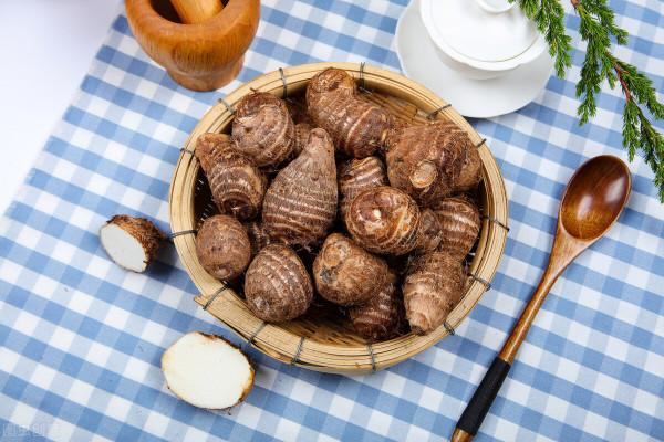 壹健康經驗：芋頭為什麼煮了變紫色？芋頭能生吃嗎