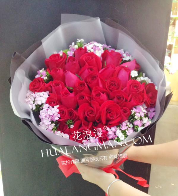 情人節為什麼要送花,女生為何喜歡在情人節收到鮮花? 情人節為什麼要送花,女生為何喜歡在情人節收到鮮花?