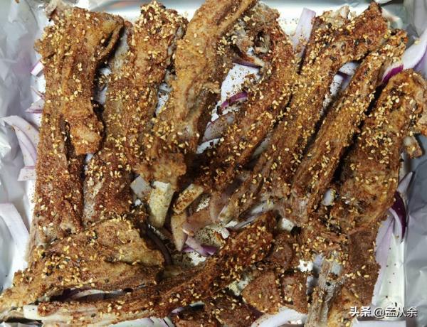 新鮮的羊排2斤半花了80元，家常烤羊排，外焦內嫩，快來秒做法