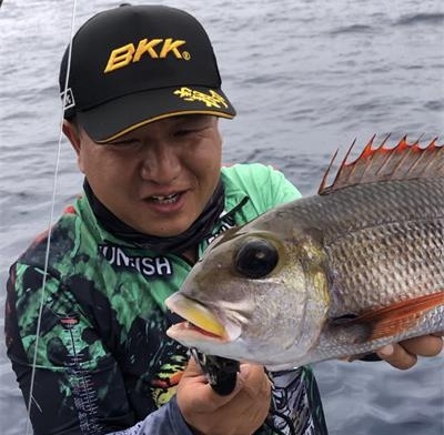 男人為了釣魚能有多瘋狂?在海上漂了10年,解鎖上千魚種成就 男人為了釣魚能有多瘋狂?在海上漂了10年,解鎖上千魚種成就