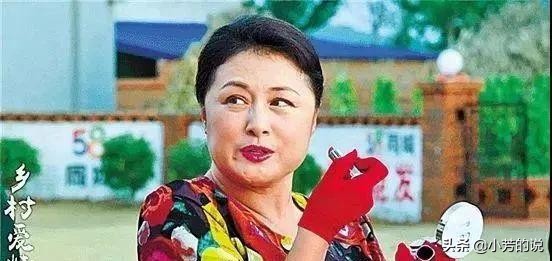 謝大腳換人第一場開拍！替補人不是她妹妹，地位不比於月仙低