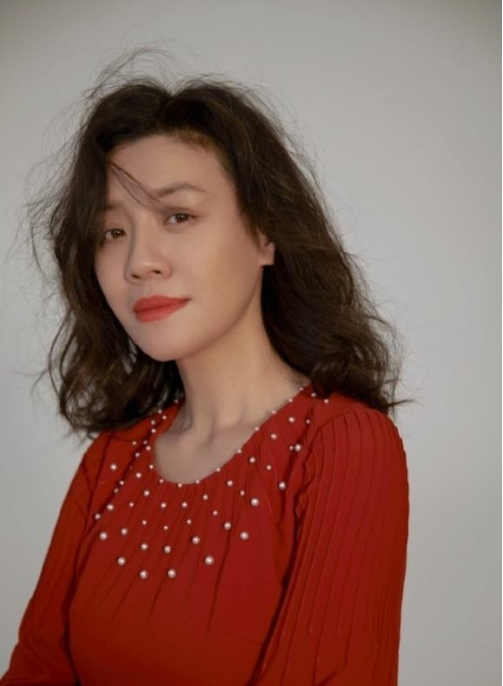 &OpenCurlyDoubleQuote;大娘子&rdquo;劉琳，被名導拋棄後，相親嫁平凡丈夫，47歲被寵成公主