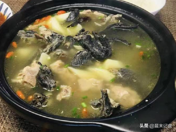 入秋之後，廣東人愛喝這6道湯，滋補潤燥又營養，讓你輕鬆過秋