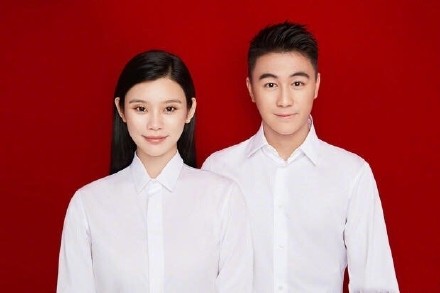 明星們的結婚證件照，幸不幸福一目瞭然