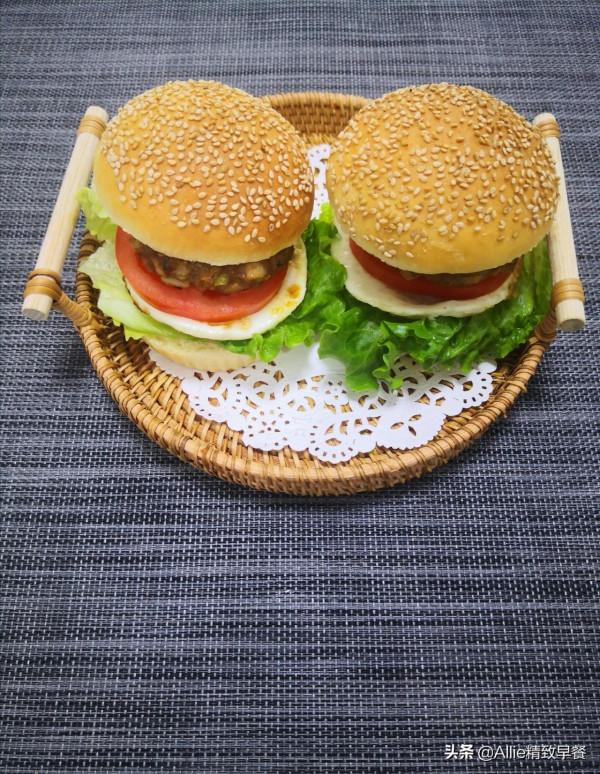 秋冬多吃藕,不煎不炸不煮,做成漢堡,和某巨無霸有一拼,完美 秋冬多吃藕,不煎不炸不煮,做成漢堡,和某巨無霸有一拼,完美