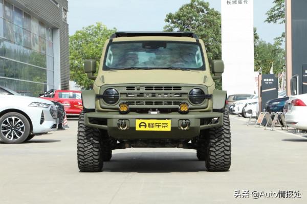 霸氣側漏 坦克300潛行者曝光 裝甲塗層 超大全地形輪胎