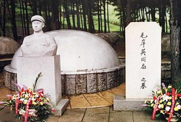 1958年,周總理春節訪問朝鮮,憑弔毛岸英哽咽無語 1958年,周總理春節訪問朝鮮,憑弔毛岸英哽咽無語