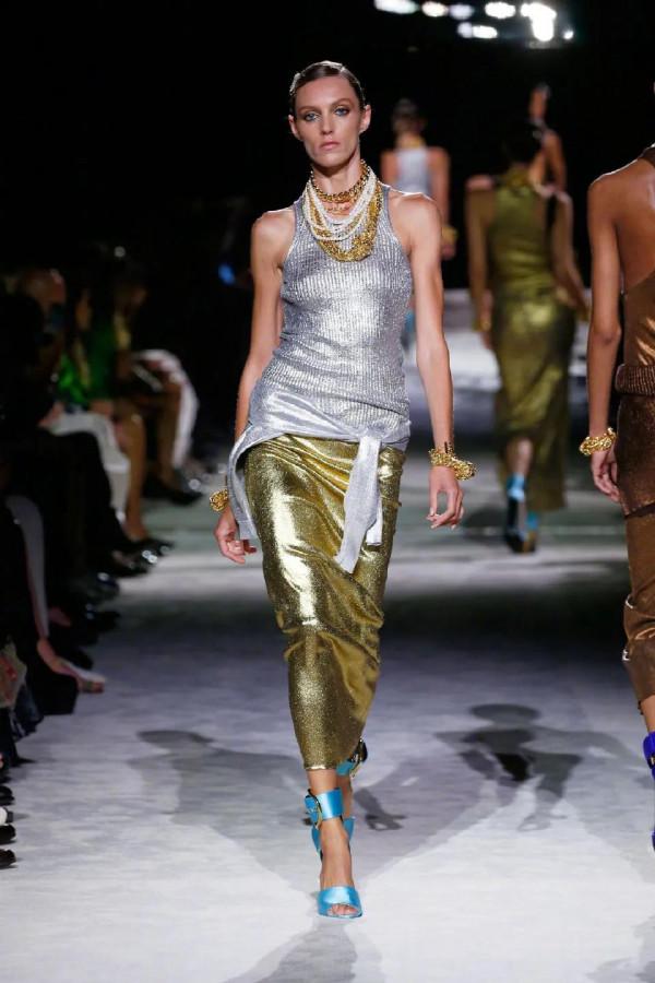 最新!Tom Ford2022春夏系列,就想讓你“眼前一亮” 最新!Tom Ford2022春夏系列,就想讓你“眼前一亮”