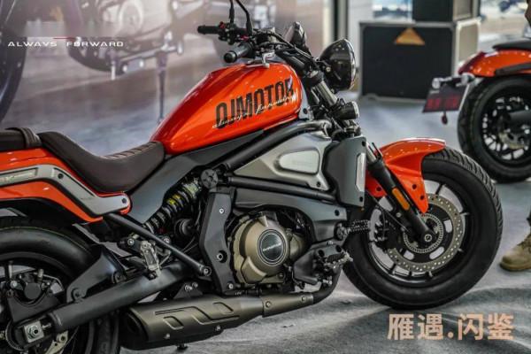 錢江閃500S鏈條版上線，風格大變樣，售價或更低