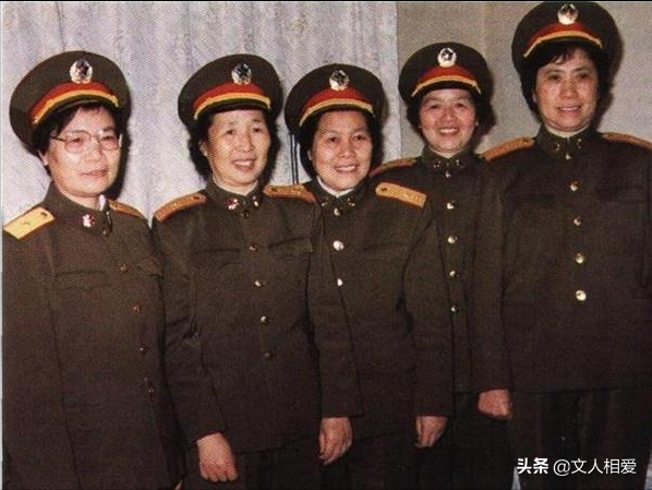 1988年我軍恢復軍銜時，授予五位女將軍，她們是哪裡人？有何貢獻