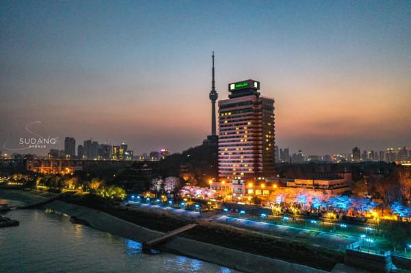 武漢這座大樓最終沒有超越上海中心大廈!高475米,令武漢人惋惜 武漢這座大樓最終沒有超越上海中心大廈!高475米,令武漢人惋惜