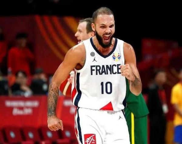 狀態不佳！近期發揮糟糕的五位球星，庫裡三分失準，威少處境尷尬