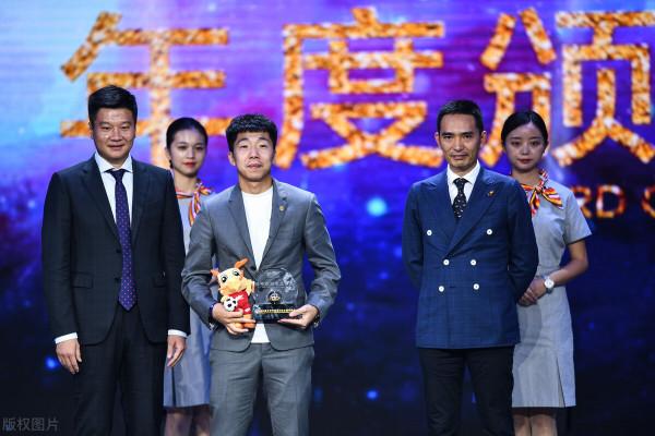 金敬道故事匯,號稱中國坎特,和樸成親如兄弟,妻子是初中同學 金敬道故事匯,號稱中國坎特,和樸成親如兄弟,妻子是初中同學