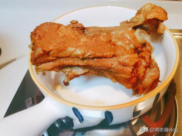 醬大骨，純手工製作方便又好味道，好吃到停不下來