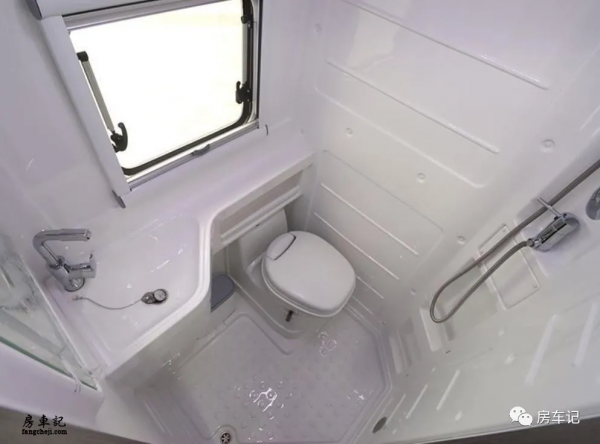 內部空間像太空艙！賽德是極具誠意的房車！獵鷹2號你愛了嗎？