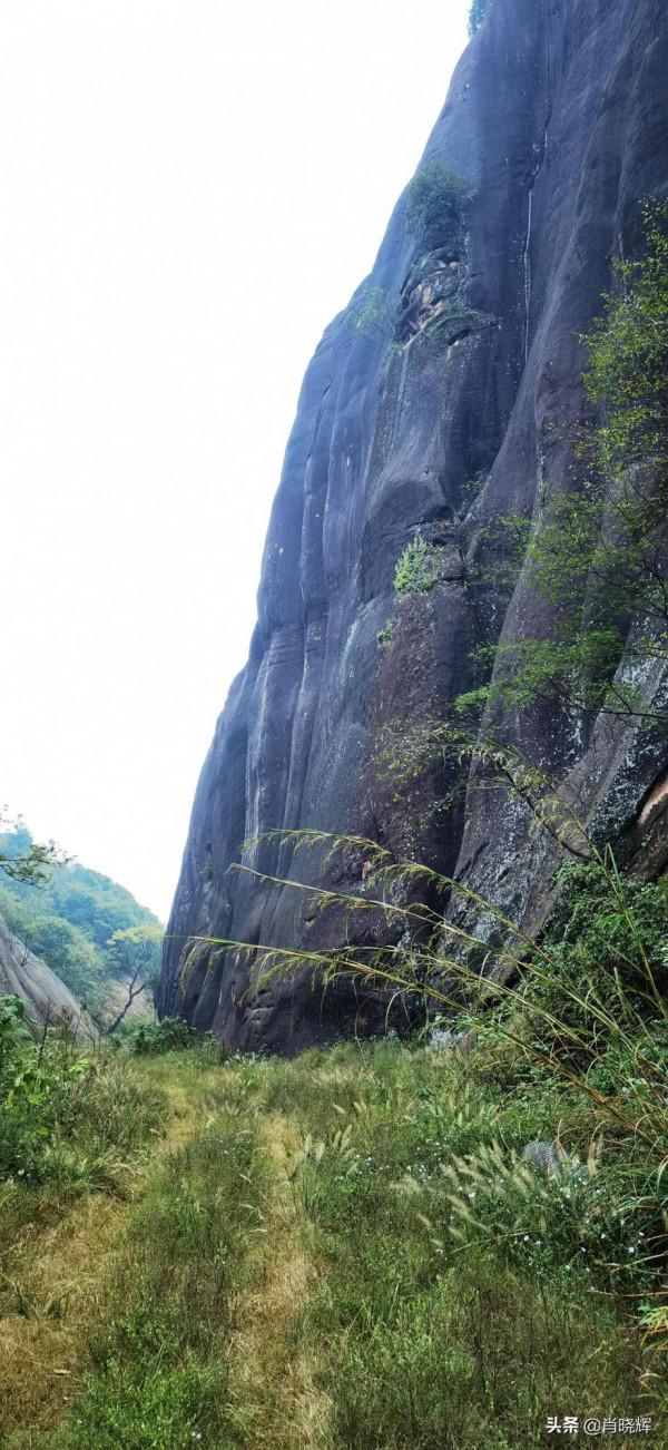 飛天山徒步，竟誤入桃源深處