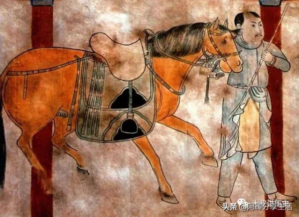 1985年，內蒙修水庫挖出遼公主墓，與親舅舅結婚，自認祖先是黃帝