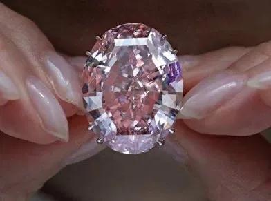 粉色系寶石有段位，購買時要心中有數喔