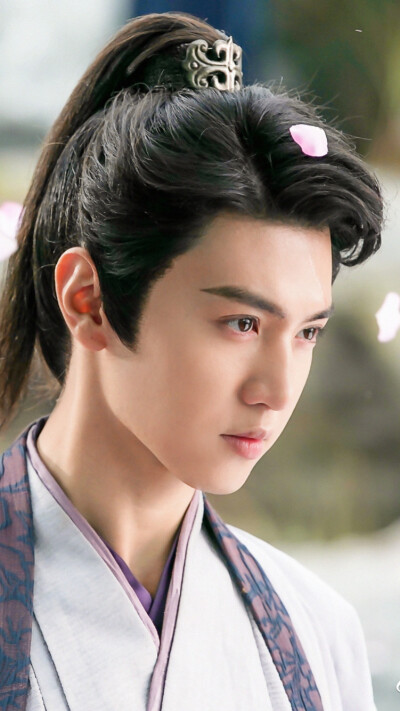 一雙眼拯救一張臉!這5位男演員的眼睛,不僅好看還很有神韻 一雙眼拯救一張臉!這5位男演員的眼睛,不僅好看還很有神韻