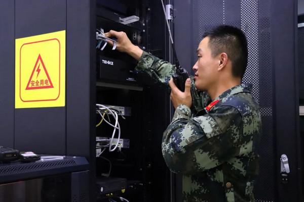 小崗位、大作為,走近軍中“專業兵” 小崗位、大作為,走近軍中“專業兵”