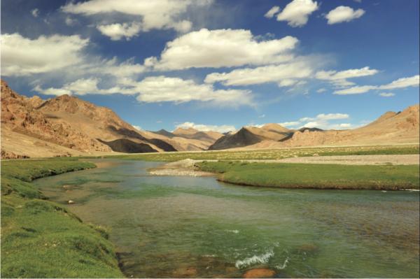 專訪|侯楊方:重返帕米爾,追尋玄奘與絲綢之路 專訪|侯楊方:重返帕米爾,追尋玄奘與絲綢之路