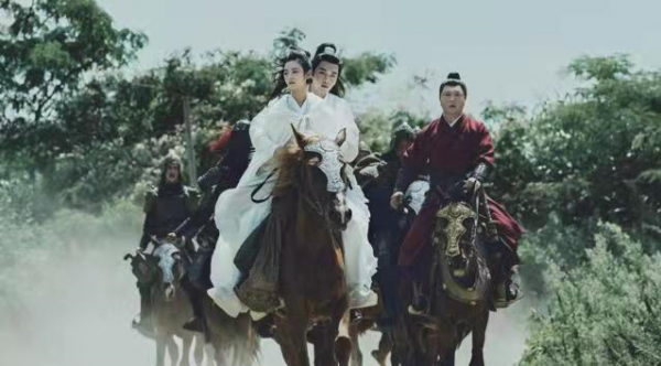 年底28部待播劇，王一博龔俊新舊流量大PK，楊冪趙麗穎打擂臺