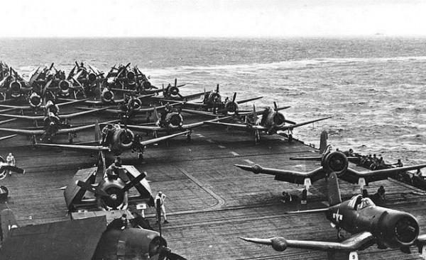 奇襲特魯克：為珍珠港報仇，美軍一天擊沉總重20萬噸的船隻