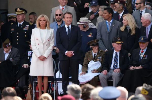 68歲法國第一夫人是怎麼用氣質碾壓25歲美國超模的? 68歲法國第一夫人是怎麼用氣質碾壓25歲美國超模的?