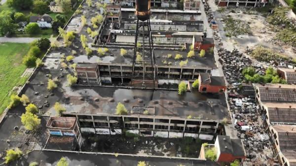 美國街頭驚現“喪屍”，末日世界真實上演，都是毒品惹的禍