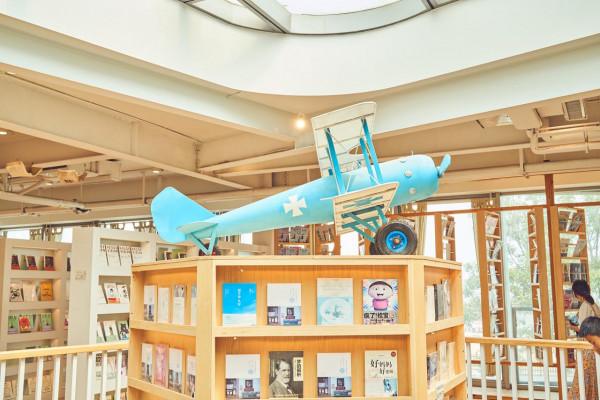 【X自駕】開寶馬5系插混，打卡秦皇島海岸，帆船、動漫任你玩