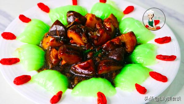 中秋家宴，這素菜記得吃，不放肉也香，5分鐘上桌，寓意花好月圓