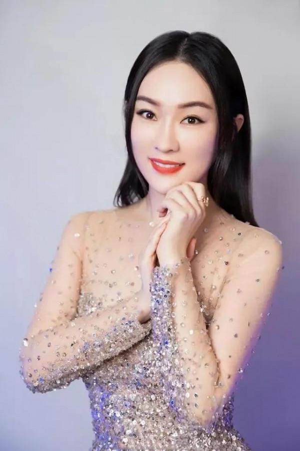 霍思燕，千嬌百媚，魅力四射