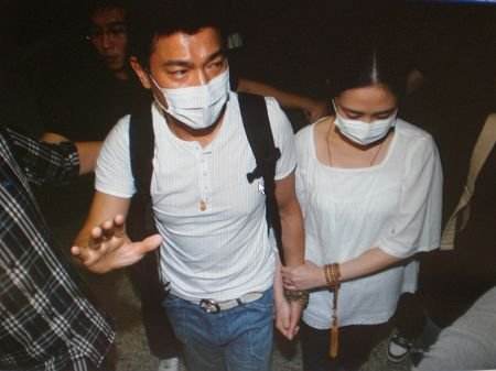 8位娶豪門千金的男星，有人成賭王女婿，有人把豪門千金當成粉絲